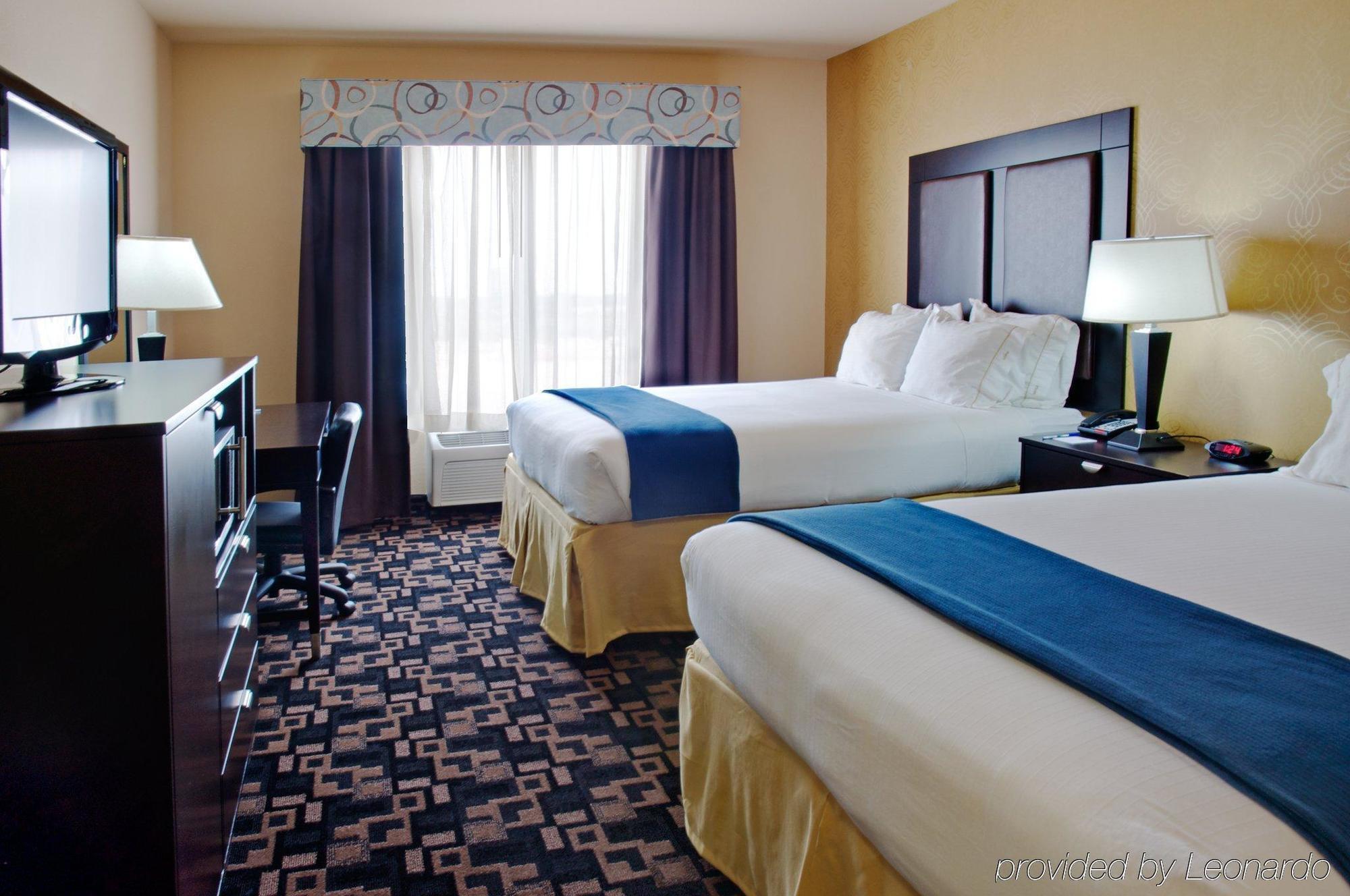 Holiday Inn Express Hotel & Suites Huntsville, An Ihg Hotel Szoba fotó